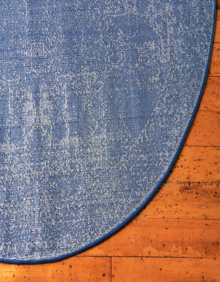 Detail image of  3' x 3' Dover Round Rug