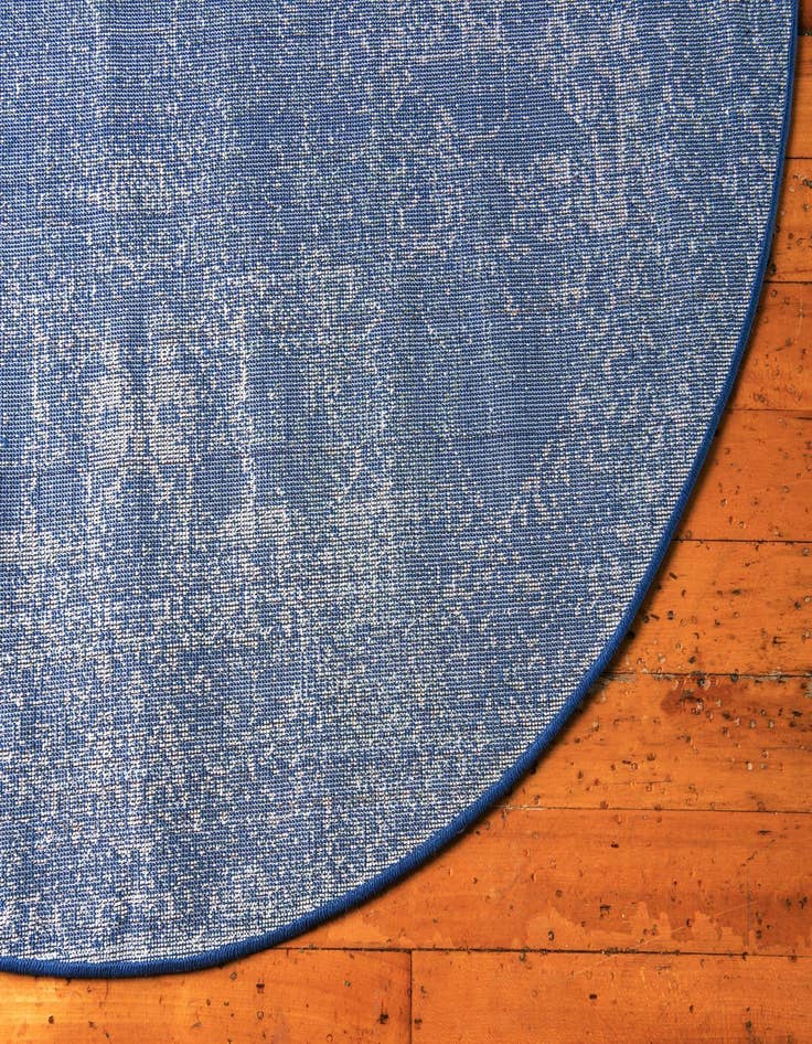 Detail image of  3' x 3' Dover Round Rug