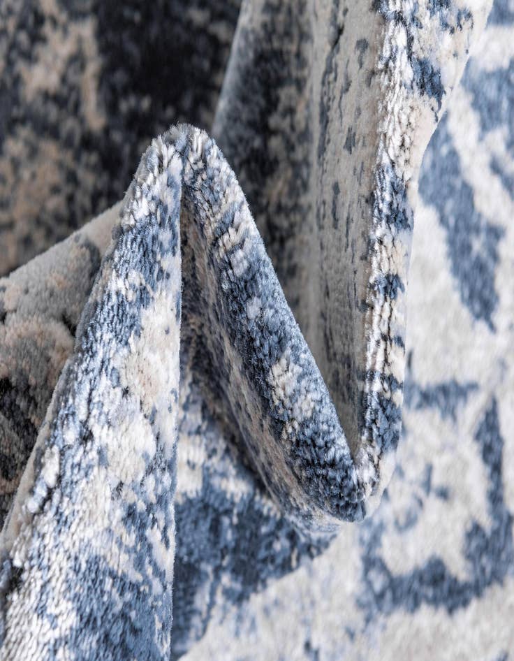 Detail image of  7' 10 x 7' 10 Eliza Round Rug