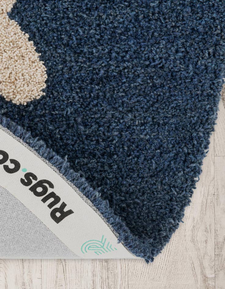 Detail image of  6' 1 x 6' 1 Handtufted Wool Round Rug