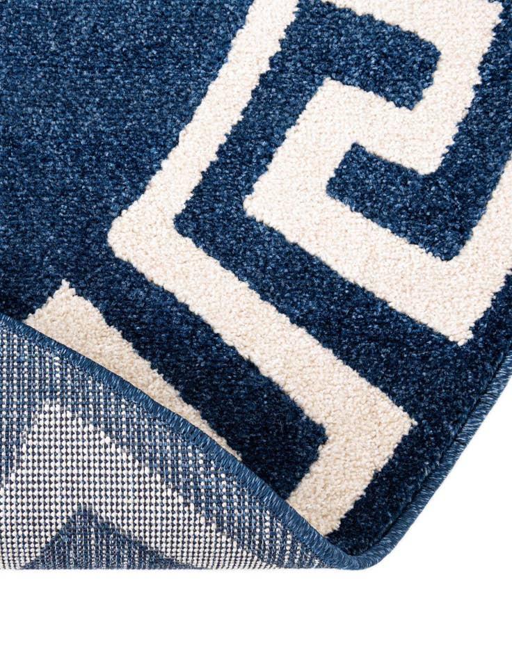 Detail image of  6' x 6' Hera Round Rug