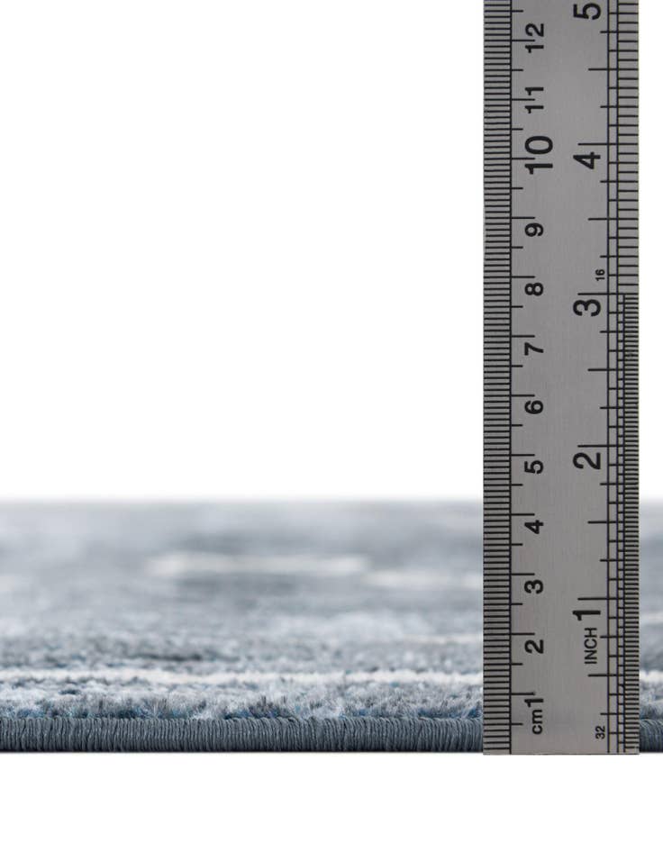 Detail image of  3' 3 x 3' 3 Kamala Washable Round Rug