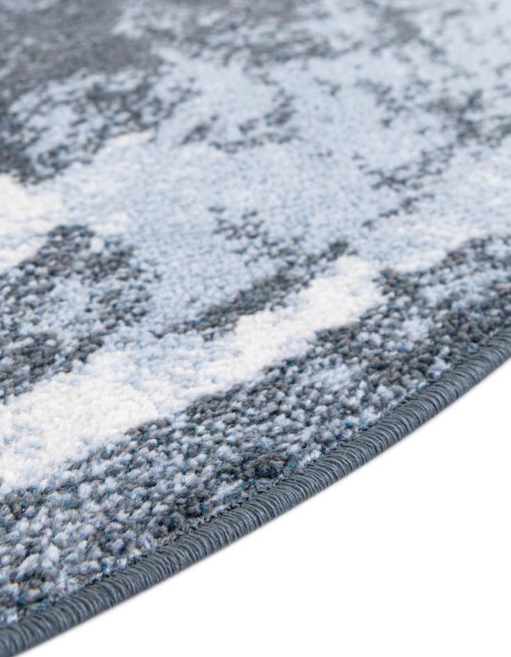 Detail image of  3' 3 x 3' 3 Kamala Washable Round Rug