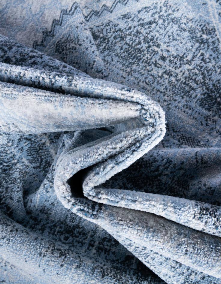 Detail image of  7' 10 x 7' 10 Kamala Washable Round Rug