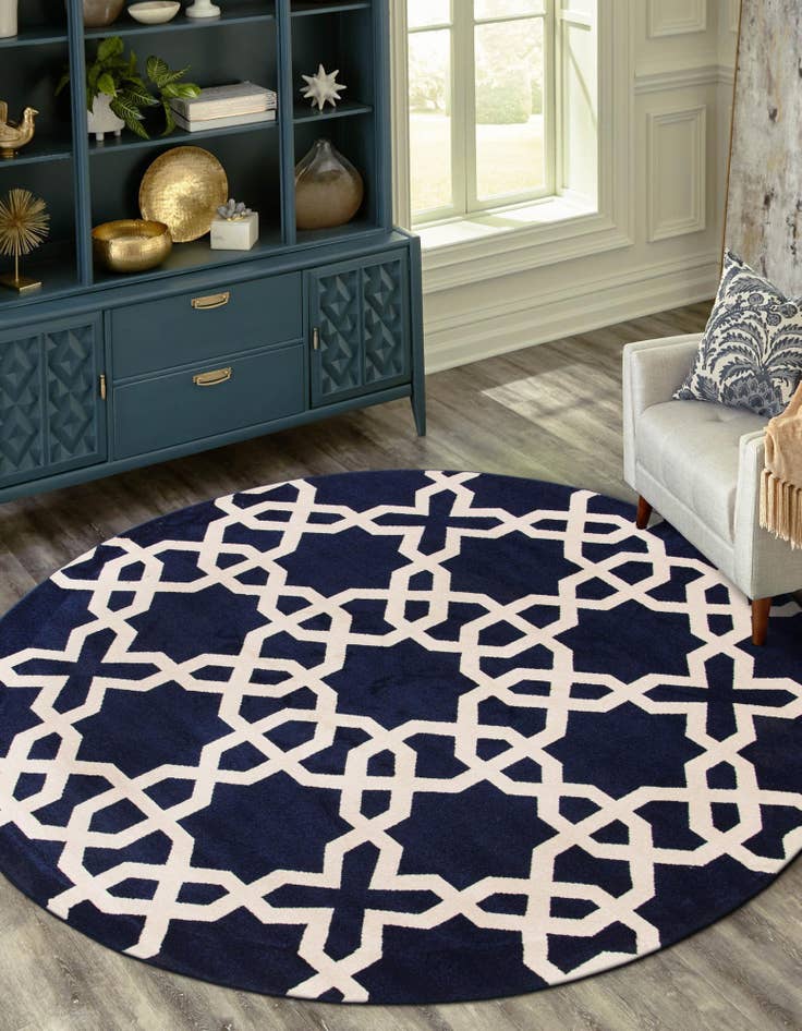 Detail image of  6' x 6' Lattice Round Rug