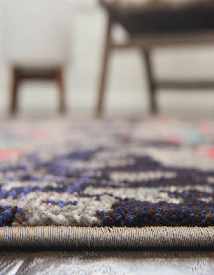 Detail image of  8' x 8'  Washable Mesa Round Rug