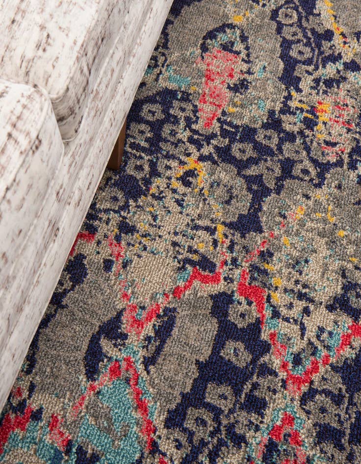 Detail image of  8' x 8'  Washable Mesa Round Rug