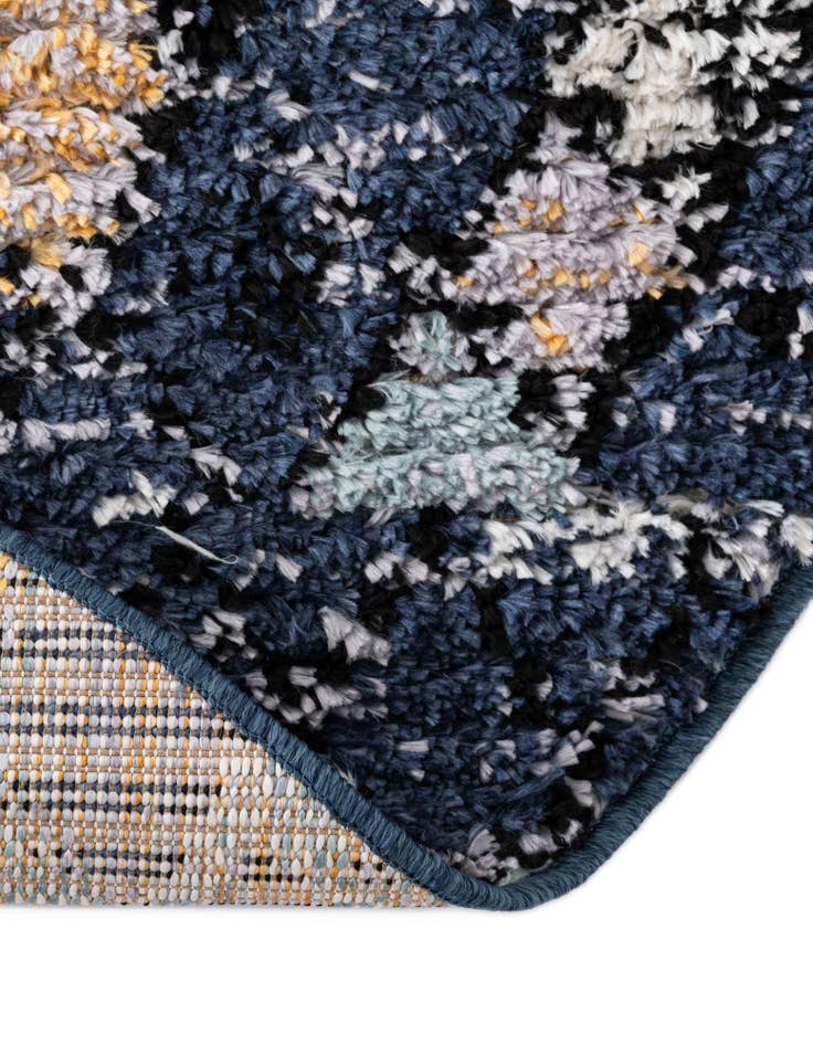 Detail image of  3' 3 x 3' 3 Morocco Round Rug