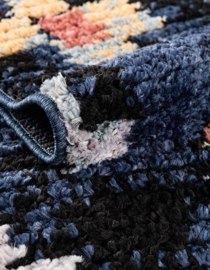 Detail image of  7' x 7' Morocco Round Rug