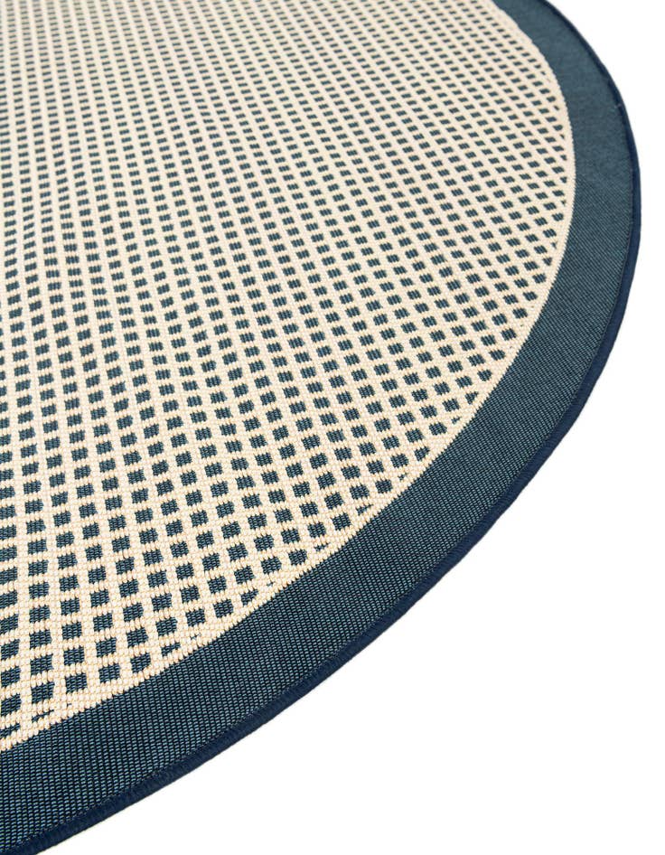 Detail image of  7' 10 x 7' 10  Washable Border Indoor / Outdoor Round Rug