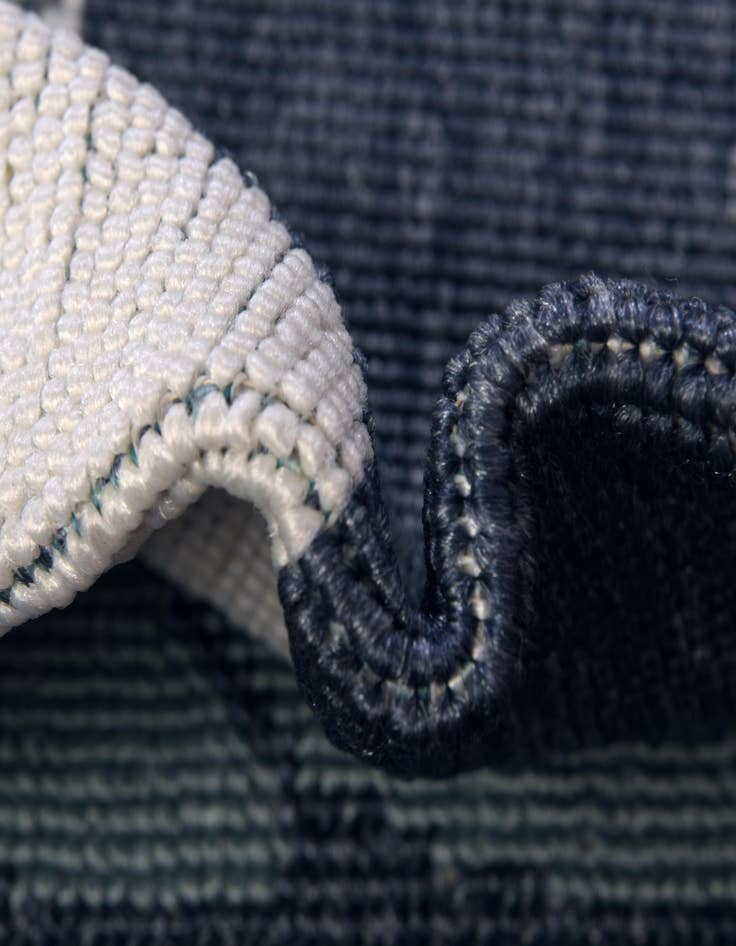 Detail image of  5' 3 x 5' 3  Washable Coastal Indoor / Outdoor Round Rug