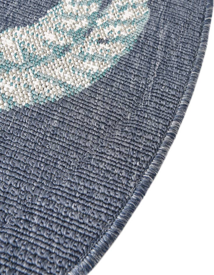 Detail image of  7' x 7'  Washable Coastal Indoor / Outdoor Round Rug