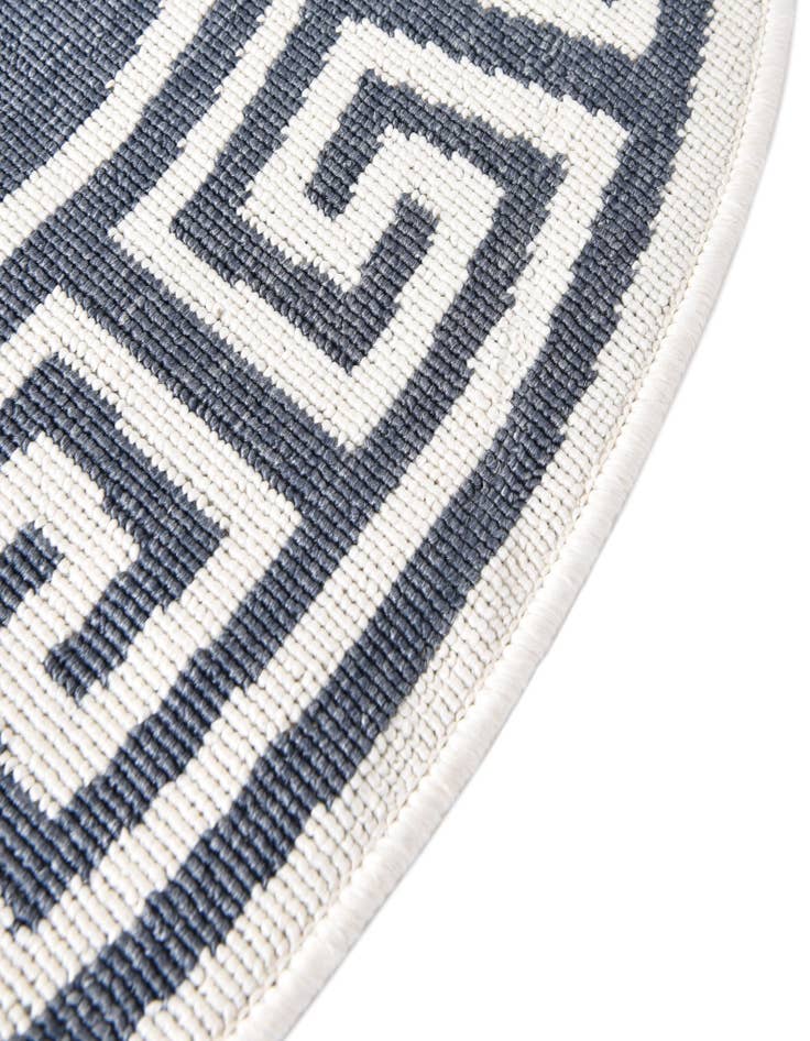 Detail image of  4' x 4'  Washable Coastal Indoor / Outdoor Round Rug