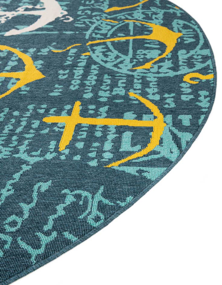 Detail image of  6' x 6'  Washable Coastal Indoor / Outdoor Round Rug