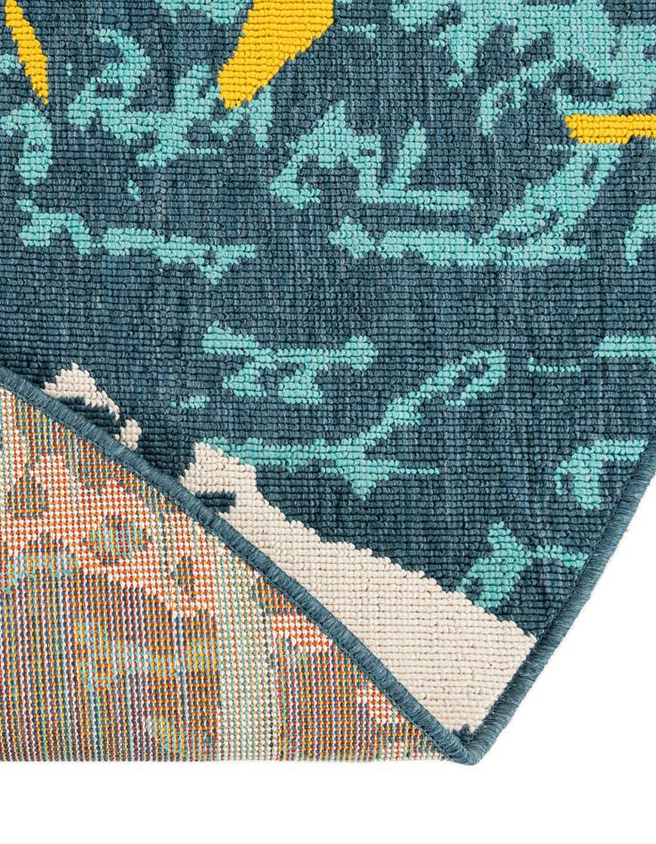 Detail image of  6' x 6'  Washable Coastal Indoor / Outdoor Round Rug