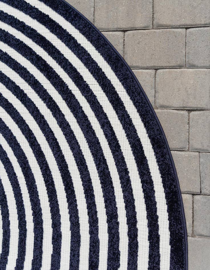 Detail image of  8' x 8'  Washable Sabrina Soto Prescott Indoor / Outdoor Round Rug
