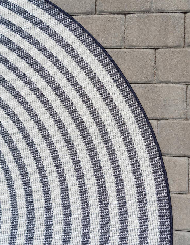 Detail image of  8' x 8'  Washable Sabrina Soto Prescott Indoor / Outdoor Round Rug