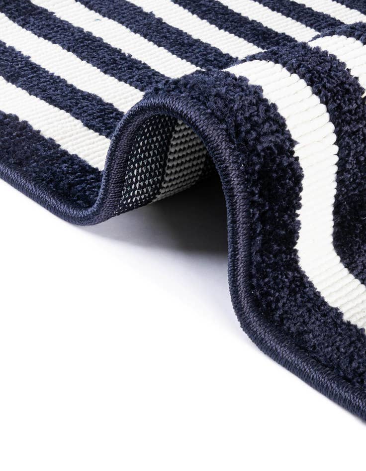 Detail image of  8' x 8'  Washable Sabrina Soto Prescott Indoor / Outdoor Round Rug