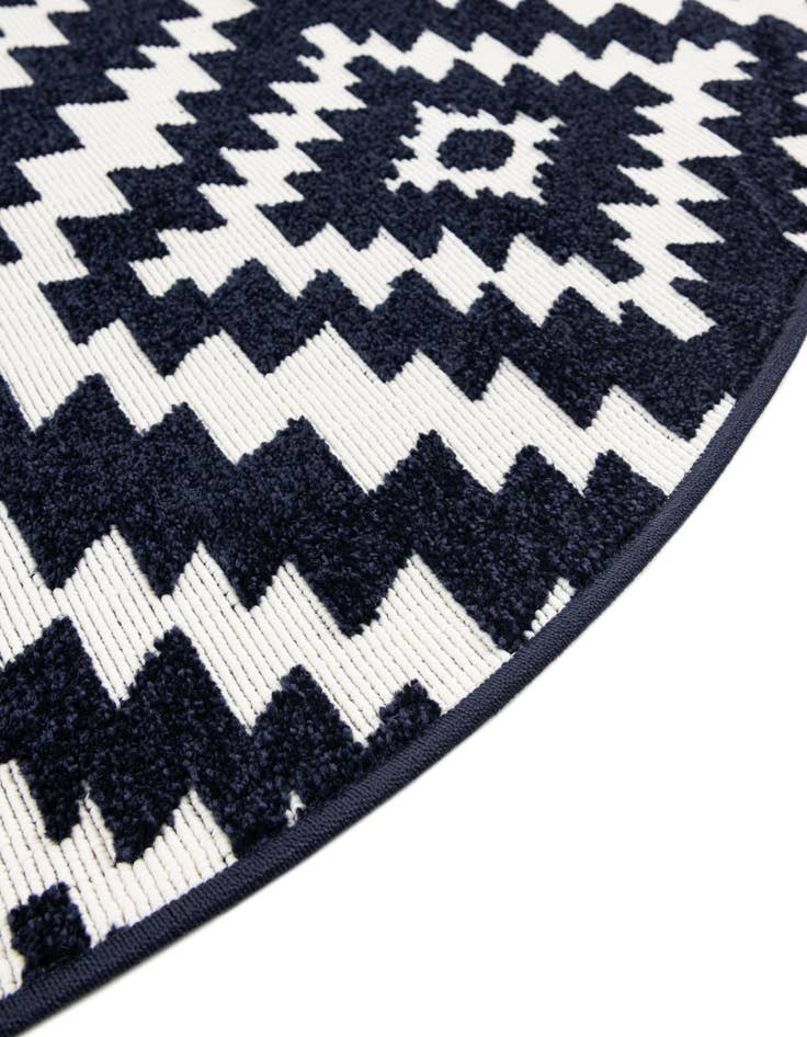 Detail image of  5' x 5'  Washable Sabrina Soto Indoor / Outdoor Round Rug