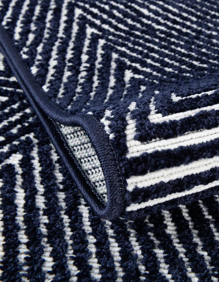 Detail image of  3' x 3'  Washable Sabrina Soto Indoor / Outdoor Round Rug