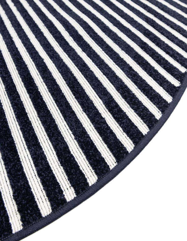 5' x 5'  Washable Sabrina Soto Indoor / Outdoor Round Rug
