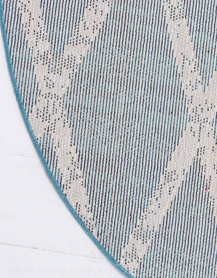 Detail image of  7' x 7' Starlight Round Rug