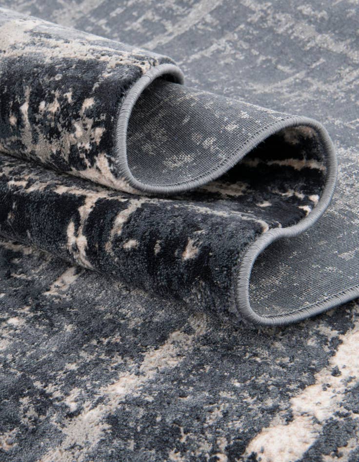 Detail image of Jill Zarin 3' 3 x 3' 3 Uptown Lexington Avenue Round Rug