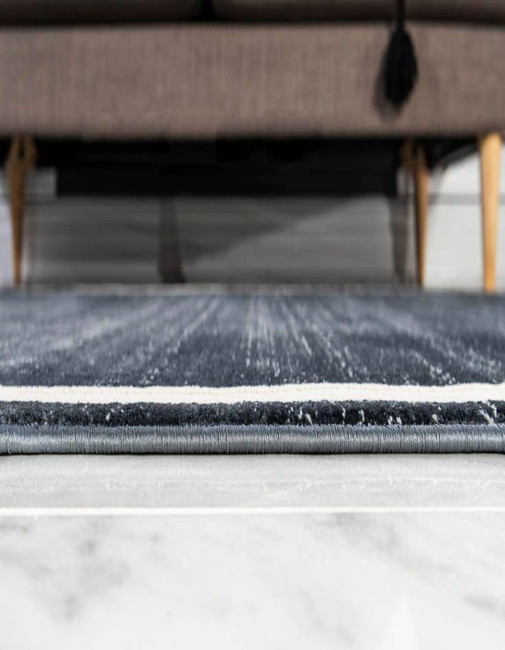 Detail image of Jill Zarin 8' x 8' Uptown Lenox Hill Round Rug