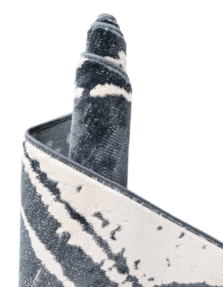 Detail image of Jill Zarin 8' x 8' Uptown Carnegie Hill Round Rug