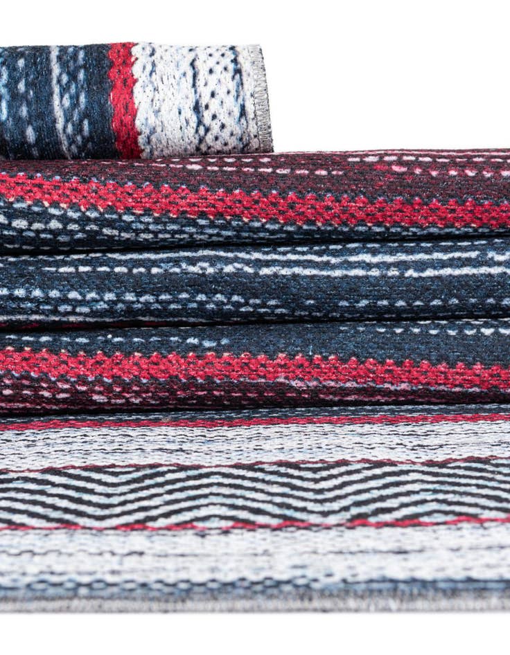 Detail image of  4' x 4'  Washable Yara Round Rug