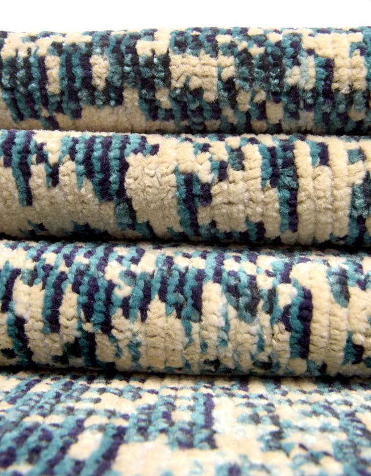 Detail image of  2' 2 x 6' Amulet Runner Rug