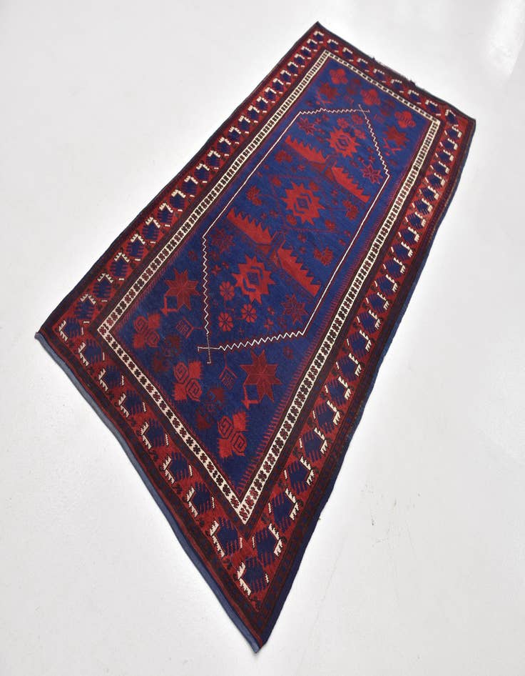 Detail image of  3' 8 x 6' 10  Hand Knotted Anatolian Wool Runner Rug