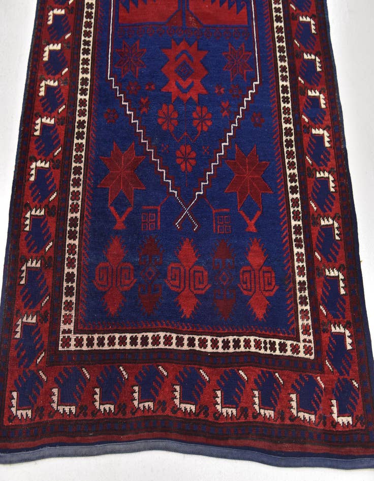 Detail image of  3' 8 x 6' 10  Hand Knotted Anatolian Wool Runner Rug