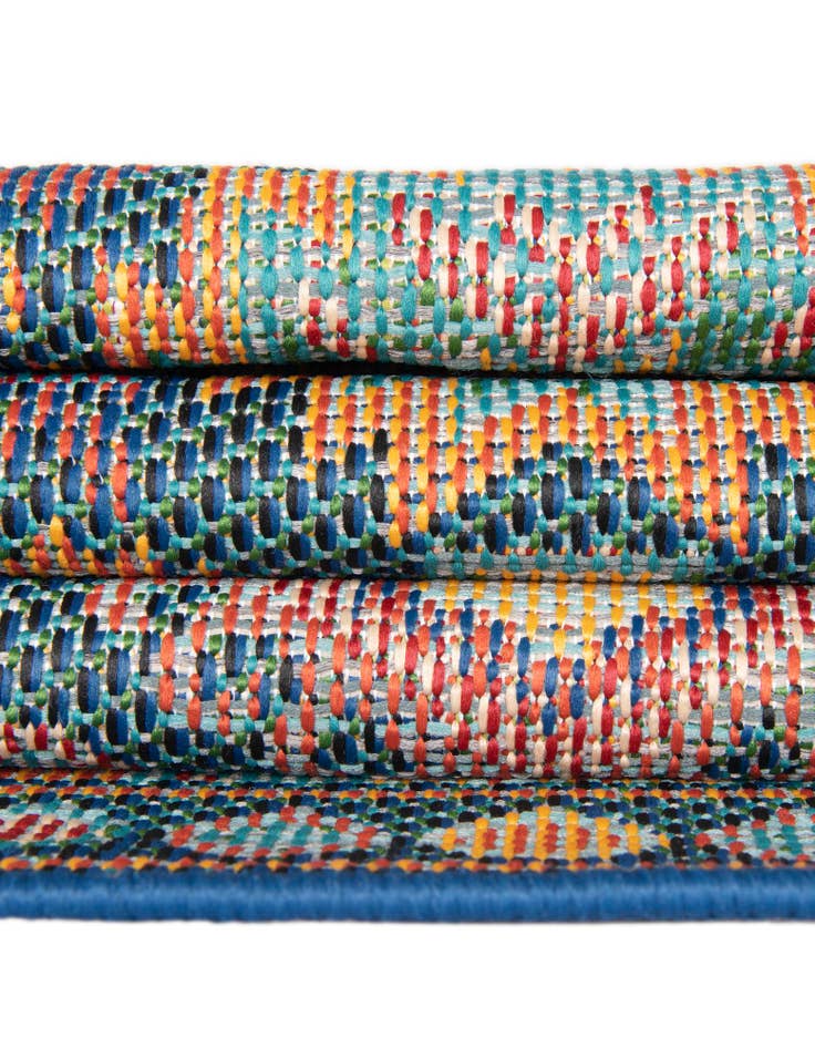 Detail image of  2' x 6' 1  Washable Baja Indoor / Outdoor Runner Rug