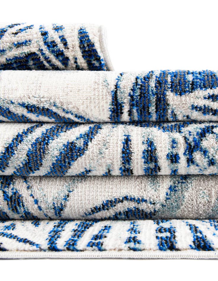 Detail image of  2' x 6' Blossom Runner Rug