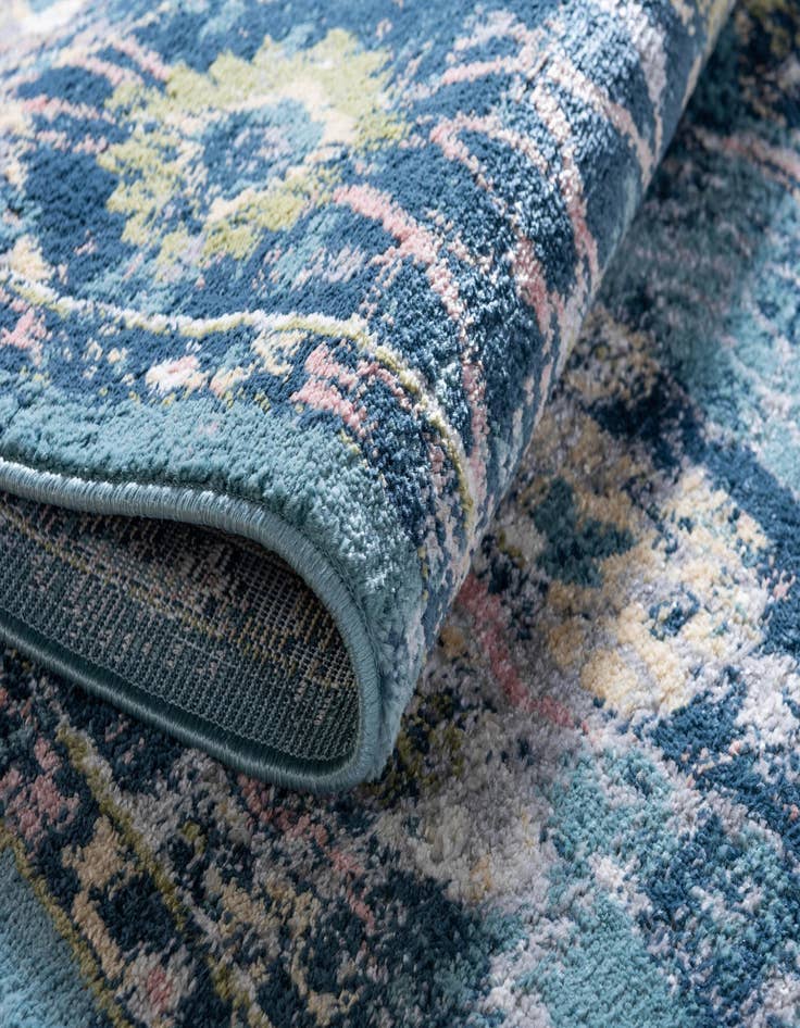 Detail image of  2' 7 x 10' Charleston Runner Rug