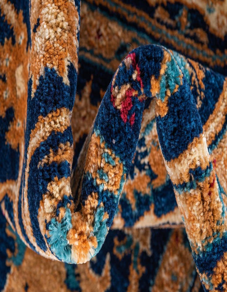Detail image of  2' 2 x 9' 10 Charlestown Runner Rug