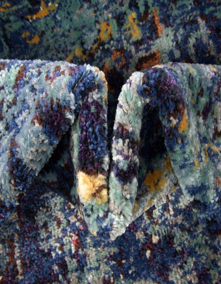 Detail image of  2' 2 x 6' 9 Charlotte Runner Rug