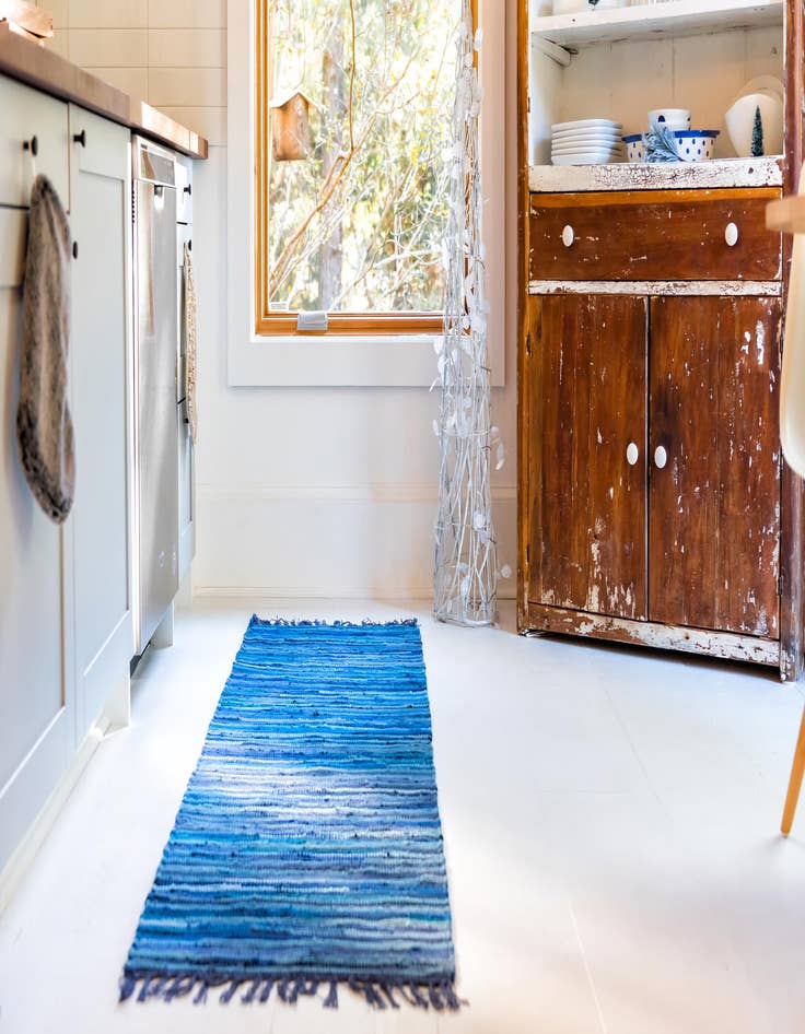 Detail image of  2' 7 x 9' 10  Hand Woven Chindi Cotton Runner Rug