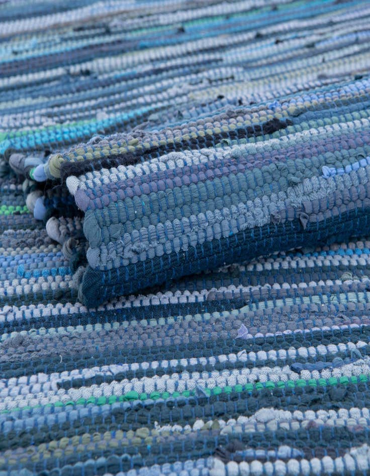 Detail image of  2' 7 x 9' 10  Hand Woven Chindi Cotton Runner Rug