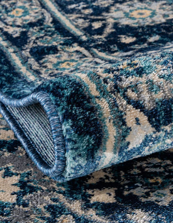 Detail image of  2' 7 x 10' Dahlia Runner Rug