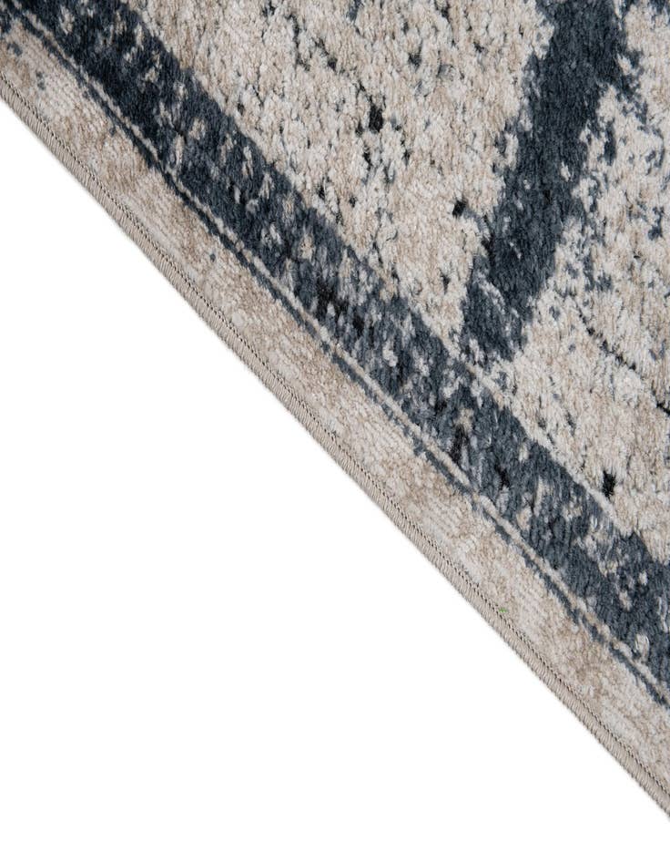 Detail image of  2' 2 x 6' 7 Eliza Runner Rug