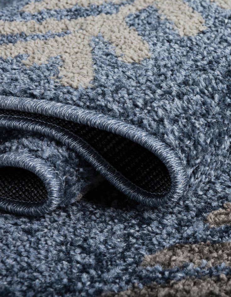 Detail image of  2' 7 x 10' Equinox Runner Rug