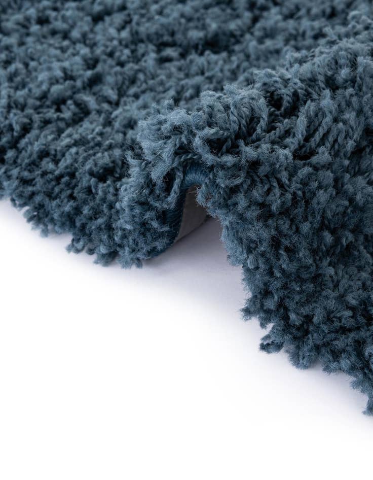 Detail image of  2' 6 x 10' Everyday Shag Runner Rug