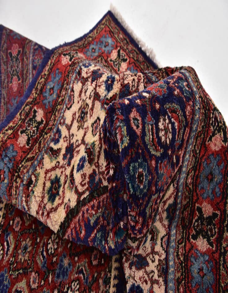 Detail image of  4' 5 x 9' 4  Hand Knotted Farahan Persian Wool Runner Rug