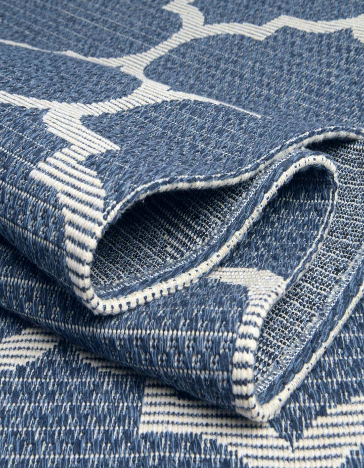 Detail image of  2' x 7' 10 Georgia Runner Rug