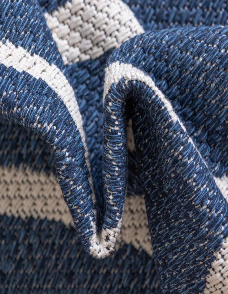 Detail image of  2' x 7' 10 Georgia Runner Rug