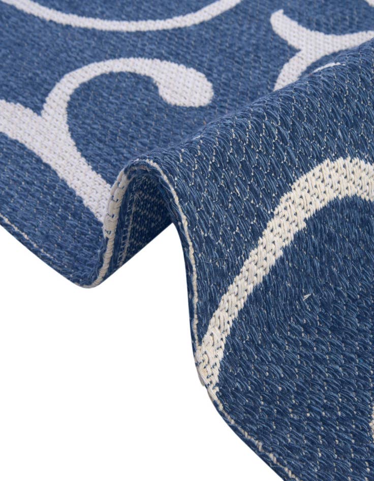 Detail image of  2' x 7' 10 Georgia Runner Rug