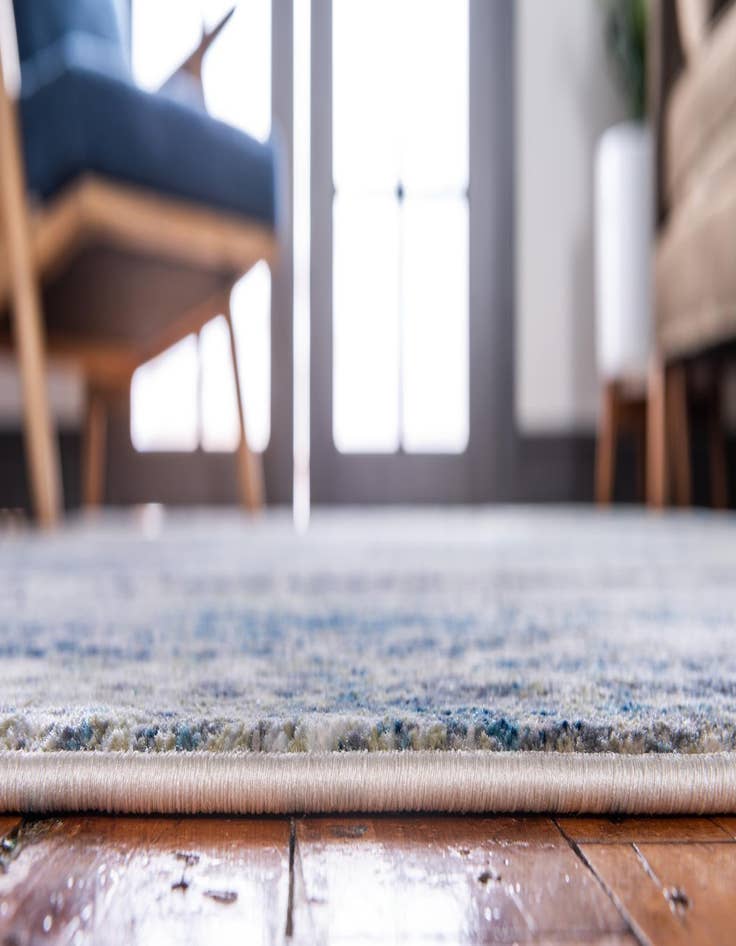 Detail image of  2' 7 x 10' Gossamer Runner Rug