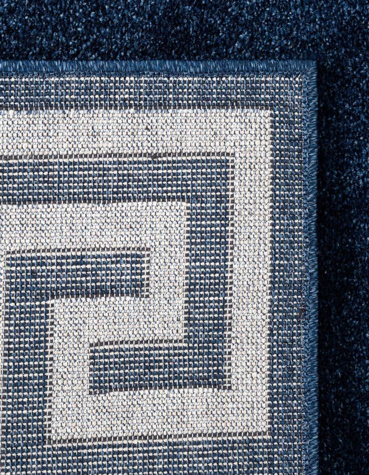 Detail image of  2' 7 x 10' Hera Runner Rug